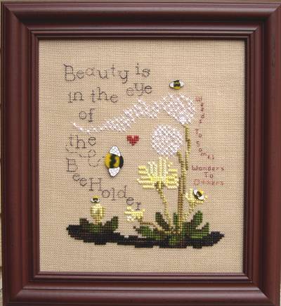 Designs by Lisa - Beauty is in the Eye of the Beeholder - Cross Stitch Pattern