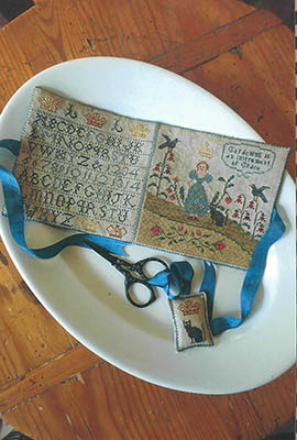 Chessie & Me - Garden Queen Needlebook-Chessie  Me - Garden Queen Needlebook, needles, lady, gardening, flowers, sampler, cross stitch