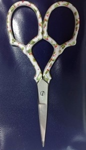Dinky Dyes - Holly Scissors-Dinky Dyes - Holly Scissors, Christmas, berries, cutting, cross stitch, accessories