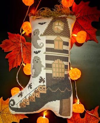 Twin Peak Primitives - Haunted Stocking-Twin Peak Primitives - Haunted Stocking, Halloween, haunted house, ghosts, bats, pumpkins, fall, cross stitch