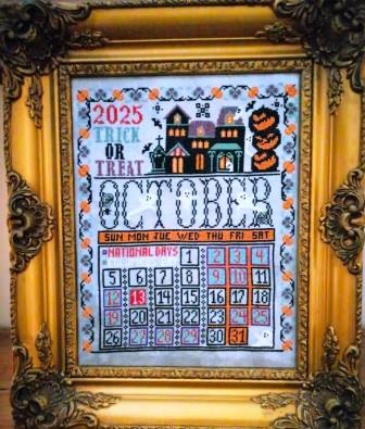 Twin Peak Primitives - October Calendar-Twin Peak Primitives - October Calendar, Halloween, trick or treat, fall, candy, costumes, haunted house, cross stitch