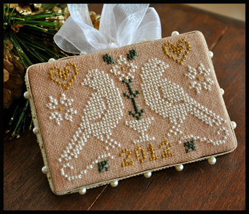 Little House Needleworks - Ornament of the Month 2012 - No. 03 - Quaker Birds