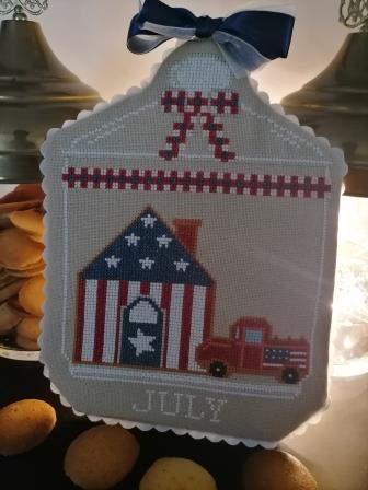 Twin Peak Primitives - A Year of Cookie Jars 07 - July-Twin Peak Primitives - A Year of Cookie Jars 07 - July, USA, patriotic, red truck, cookies, cross stitch, series, 