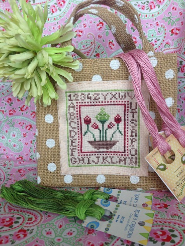 Romy's Creations - Garnet Flowers Little Bag-Romys Creations -  Garnet Flowers Little Bag, craft bag, flowers, polka dot, cross stitch